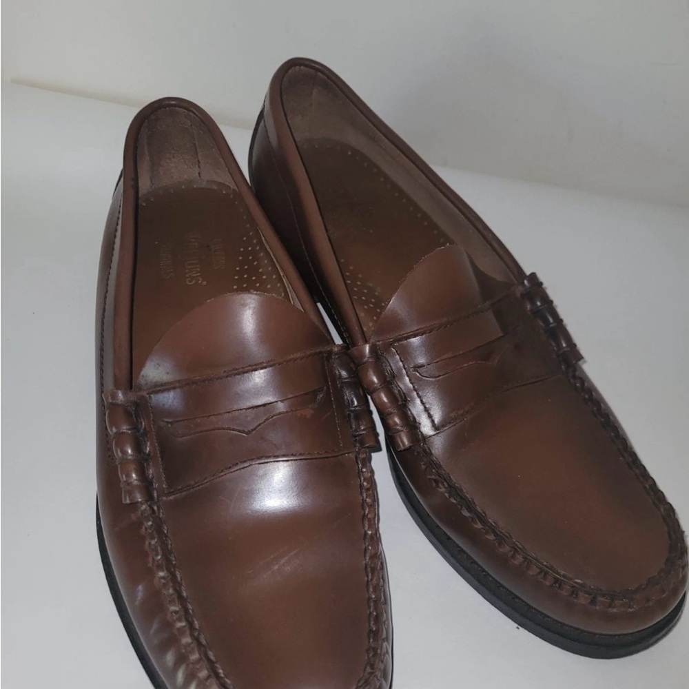 Men’s bass weejun size 9 D brown loafer shoes